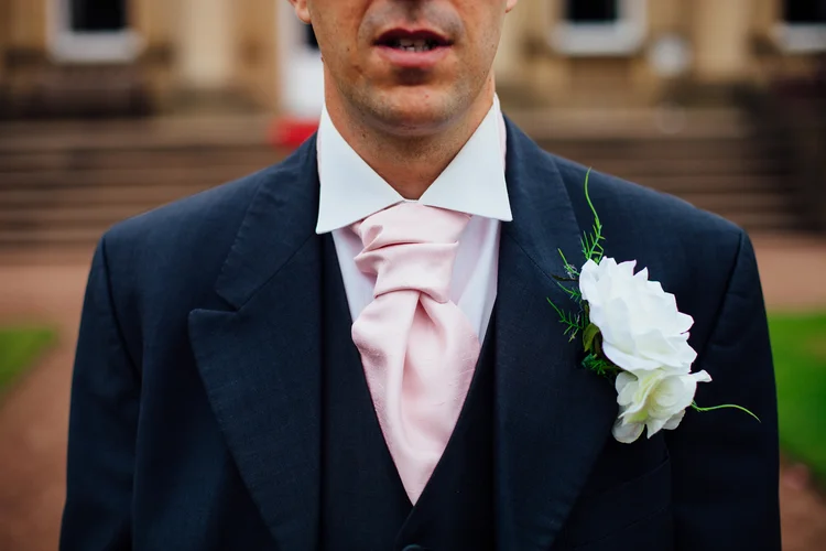 Kirsty and Nigel's wedding at Wortley Hall, Sheffield — photo 8 of 36