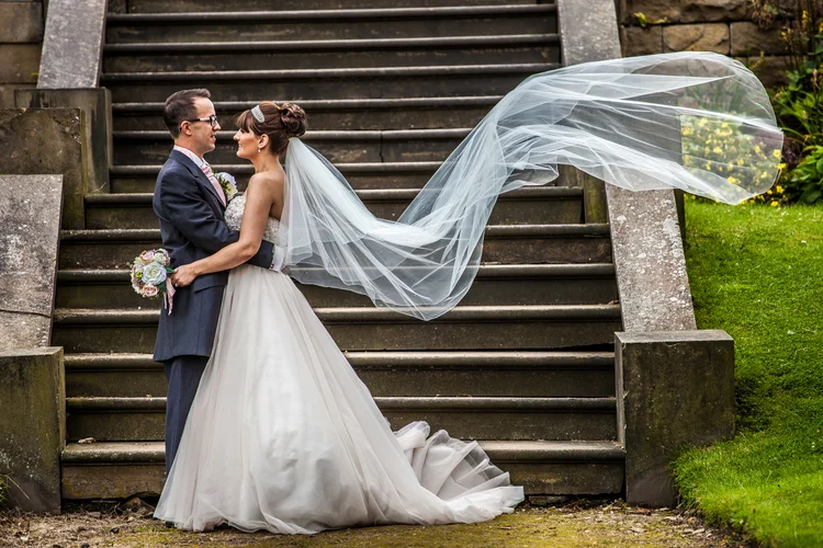 Kirsty and Nigel's wedding at Wortley Hall, Sheffield — photo 21 of 36