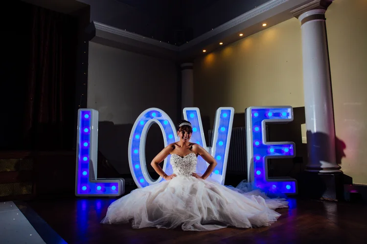 Kirsty and Nigel's wedding at Wortley Hall, Sheffield — photo 33 of 36