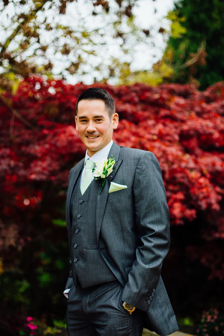 Emma and Tom's autumn wedding at Ringwood Hall, Chesterfield — photo 18 of 91