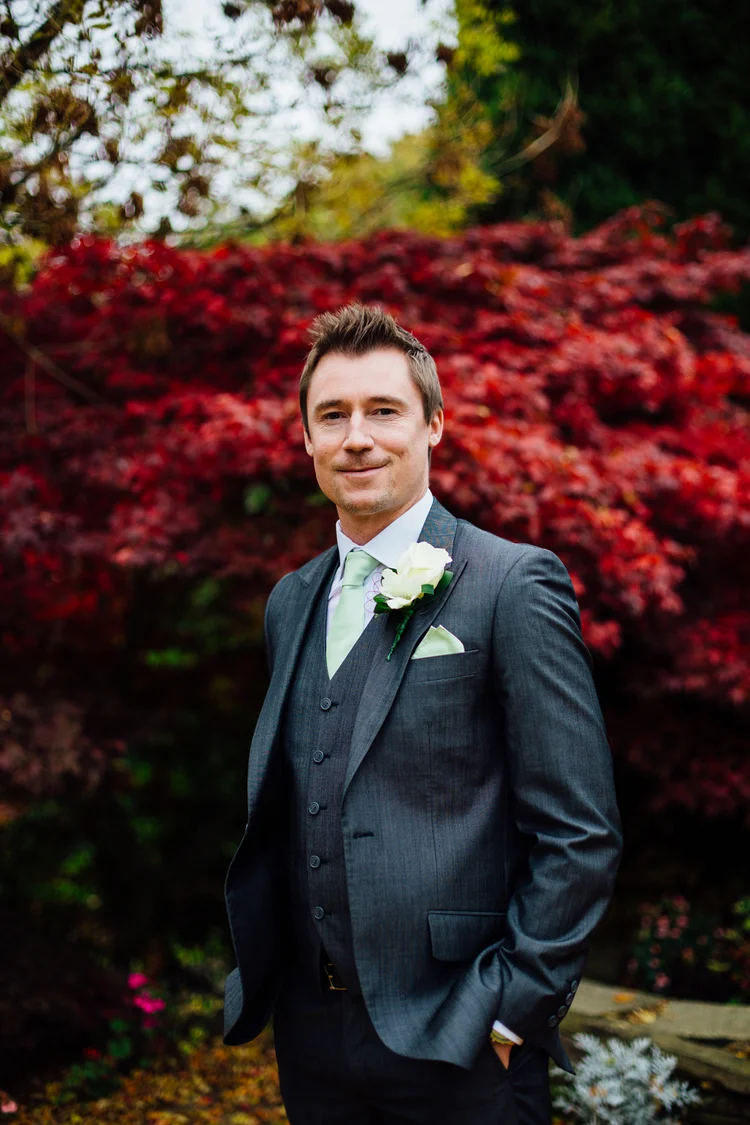 Emma and Tom's autumn wedding at Ringwood Hall, Chesterfield — photo 19 of 91