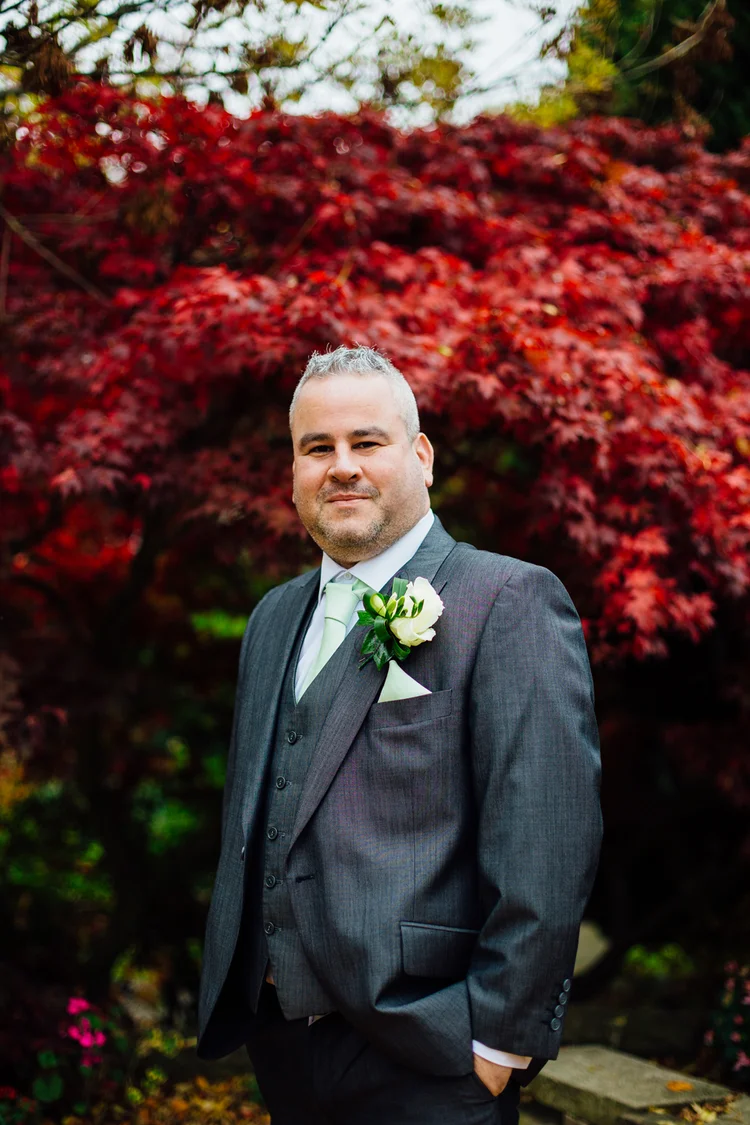 Emma and Tom's autumn wedding at Ringwood Hall, Chesterfield — photo 22 of 91