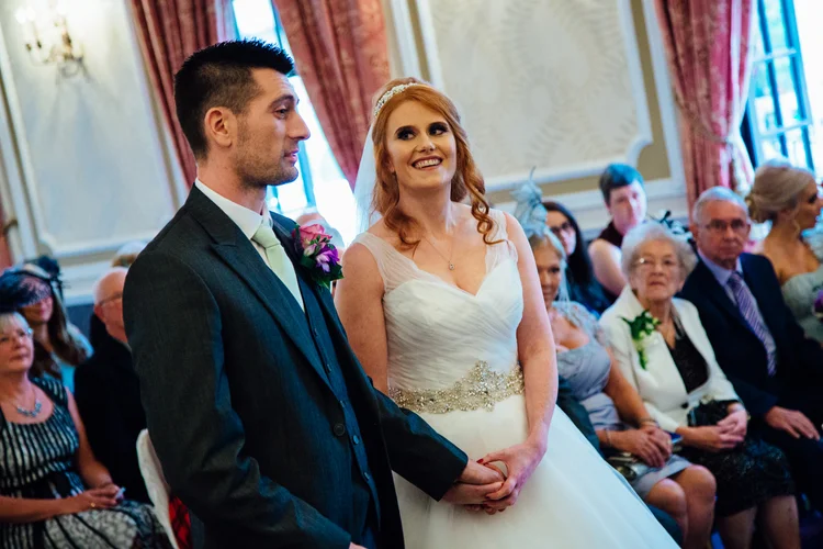 Emma and Tom's autumn wedding at Ringwood Hall, Chesterfield — photo 44 of 91