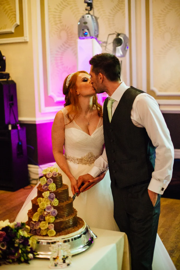 Emma and Tom's autumn wedding at Ringwood Hall, Chesterfield — photo 70 of 91