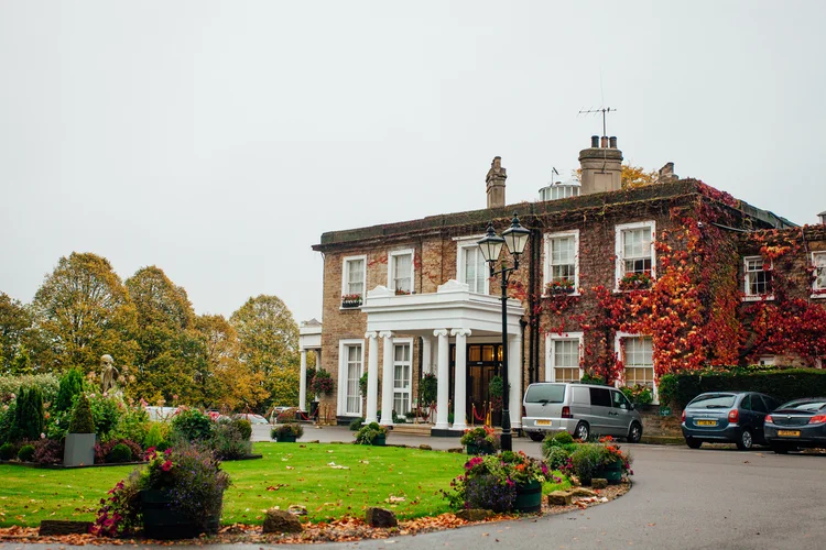 Emma and Tom's autumn wedding at Ringwood Hall, Chesterfield — photo 76 of 91