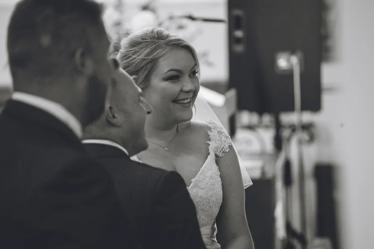 Nicola and Dean's wedding at Rotherham Golf Club — photo 18 of 49