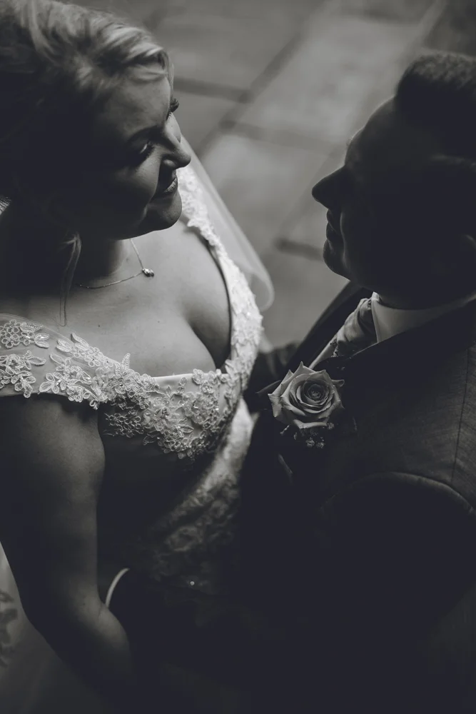 Nicola and Dean's wedding at Rotherham Golf Club — photo 27 of 49