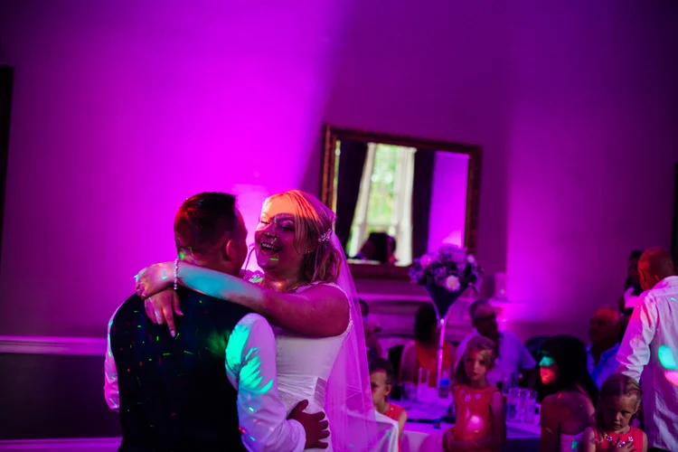 Nicola and Dean's wedding at Rotherham Golf Club — photo 47 of 49