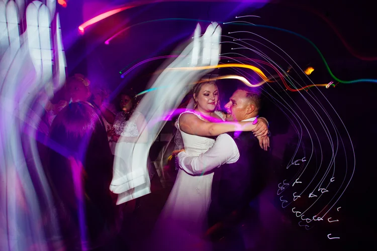 Nicola and Dean's wedding at Rotherham Golf Club — photo 48 of 49