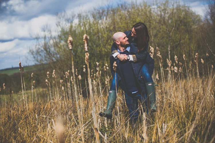 Becky and Leon's pre-wedding shoot at Keppel's Column, Rotherham — photo 12 of 19