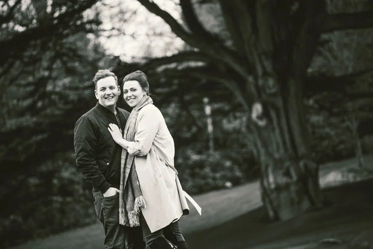Jennie and Lewis's pre-wedding shoot at Yorkshire Sculpture Park — photo 14 of 31