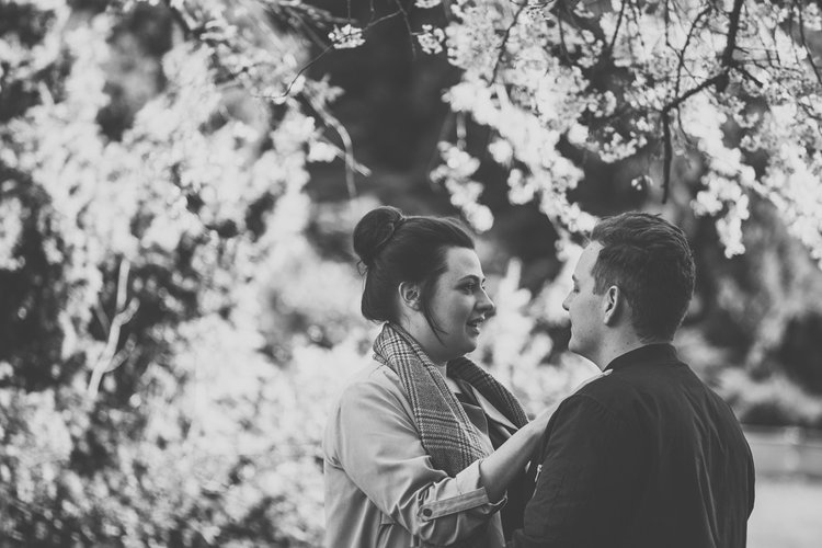 Jennie and Lewis's pre-wedding shoot at Yorkshire Sculpture Park — photo 18 of 31