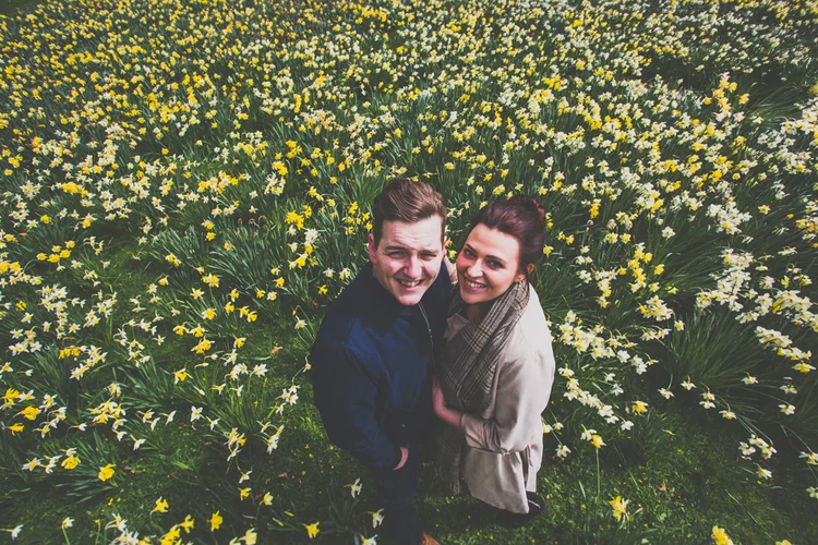 Jennie and Lewis's pre-wedding shoot at Yorkshire Sculpture Park — photo 23 of 31