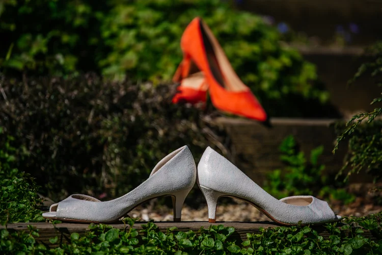 Natalie and Chris's sunny wedding at Wortley Hall, Sheffield — photo 4 of 86