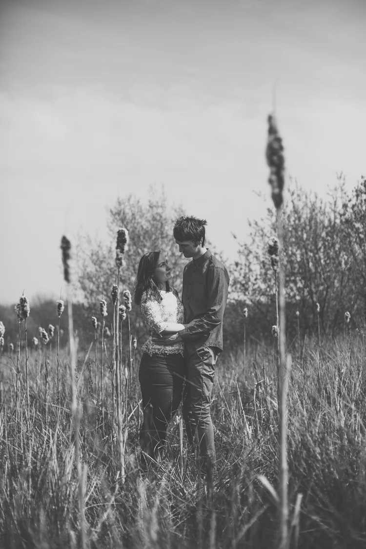 Jennie and Graydon's pre-wedding shoot at Keppel's Column, Rotherham — photo 9 of 21