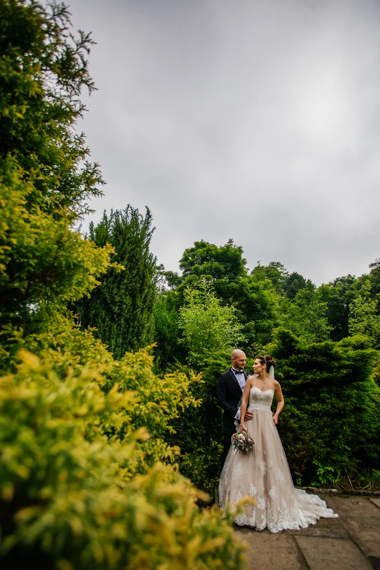 Becky and Leon's wedding at Whitley Hall Hotel, Sheffield — photo 60 of 100