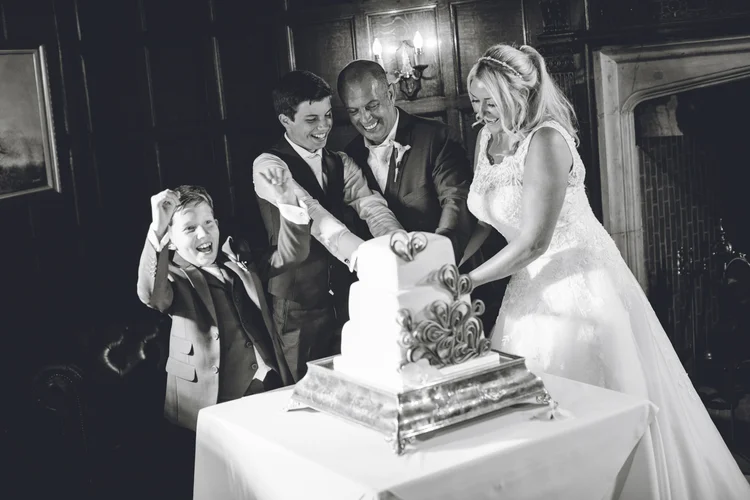 Sarah and Mark's wedding at Goldsborough Hall, Harrogate — photo 80 of 91