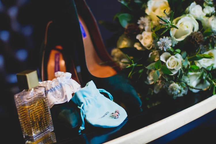 Lisa and Rob's London wedding at St Lawrence Jewry and MC Motors — photo 11 of 146