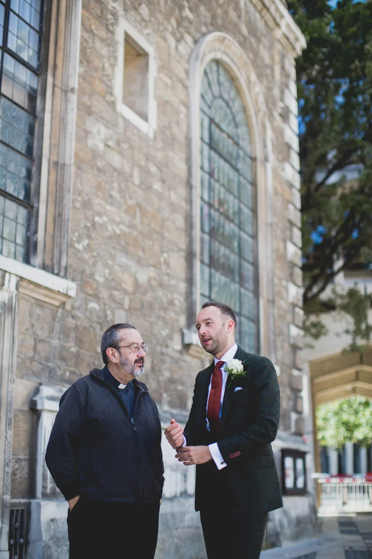 Lisa and Rob's London wedding at St Lawrence Jewry and MC Motors — photo 38 of 146