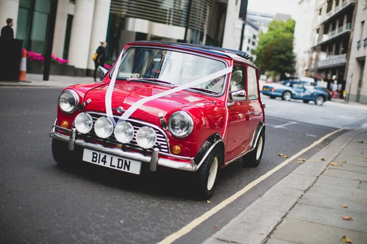 Lisa and Rob's London wedding at St Lawrence Jewry and MC Motors — photo 57 of 146
