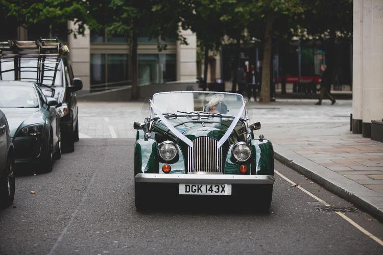 Lisa and Rob's London wedding at St Lawrence Jewry and MC Motors — photo 94 of 146