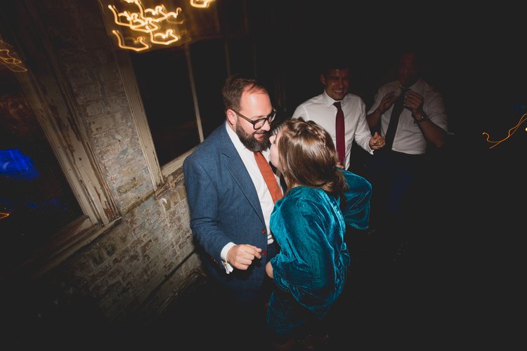 Lisa and Rob's London wedding at St Lawrence Jewry and MC Motors — photo 142 of 146