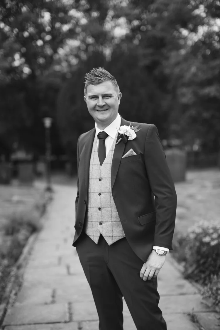 Sarah and Andy's wedding at Ecclesfield Church and Wortley Hall — photo 18 of 97