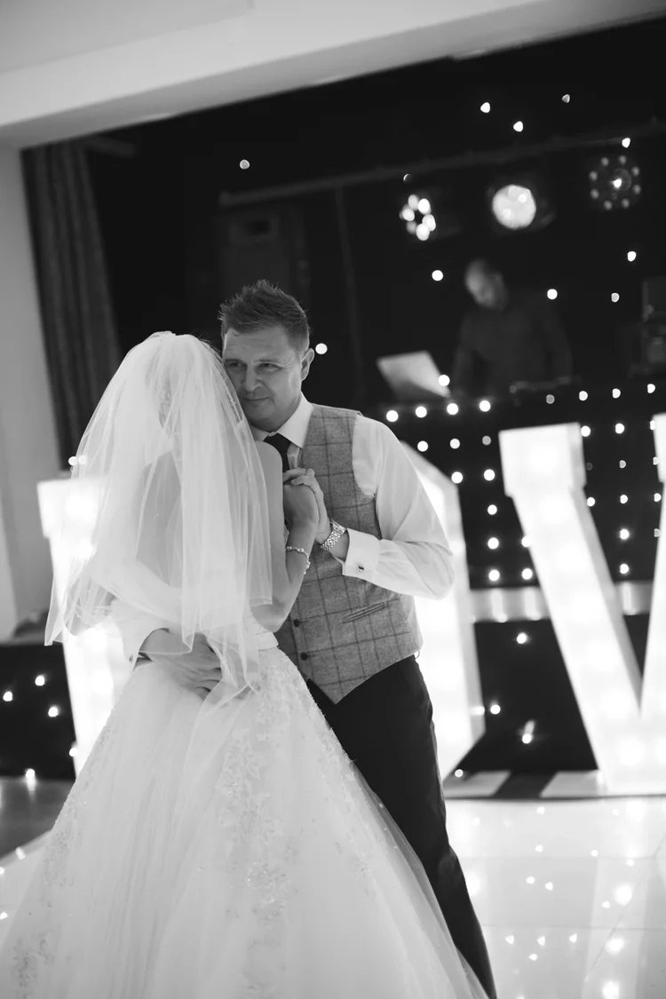 Sarah and Andy's wedding at Ecclesfield Church and Wortley Hall — photo 94 of 97