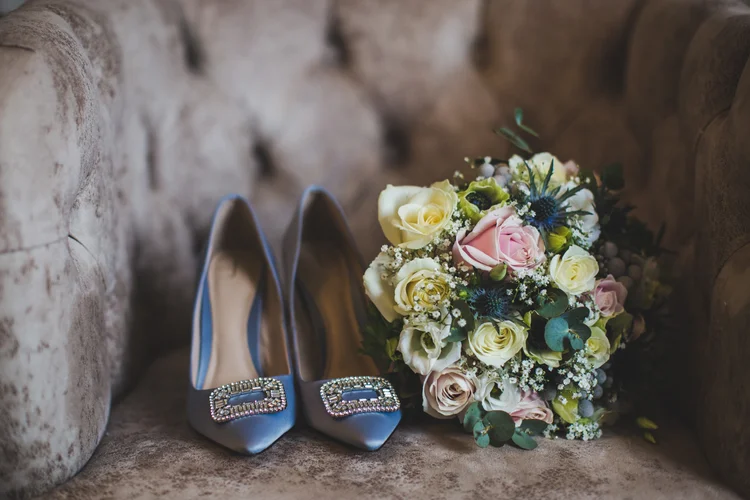 Lisa and Mike's winter wedding at Prestwold Hall, Leicestershire — photo 21 of 89