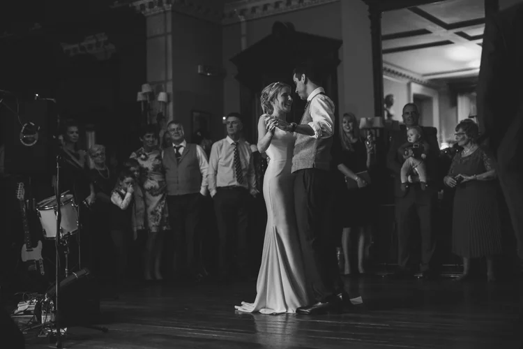 Lisa and Mike's winter wedding at Prestwold Hall, Leicestershire — photo 81 of 89