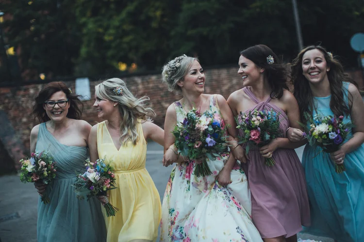 If you're not having fun, what's the point? Fun wedding photos — photo 11 of 46
