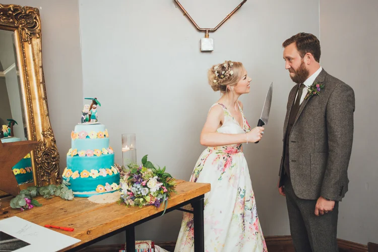 If you're not having fun, what's the point? Fun wedding photos — photo 12 of 46