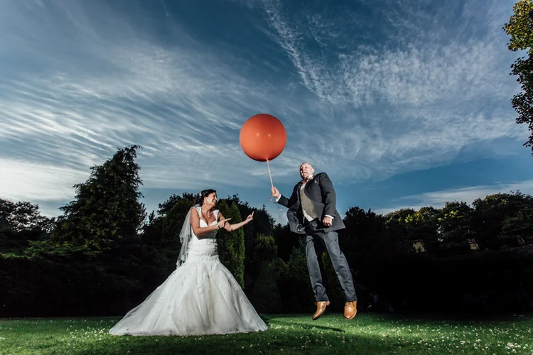 If you're not having fun, what's the point? Fun wedding photos — photo 38 of 46