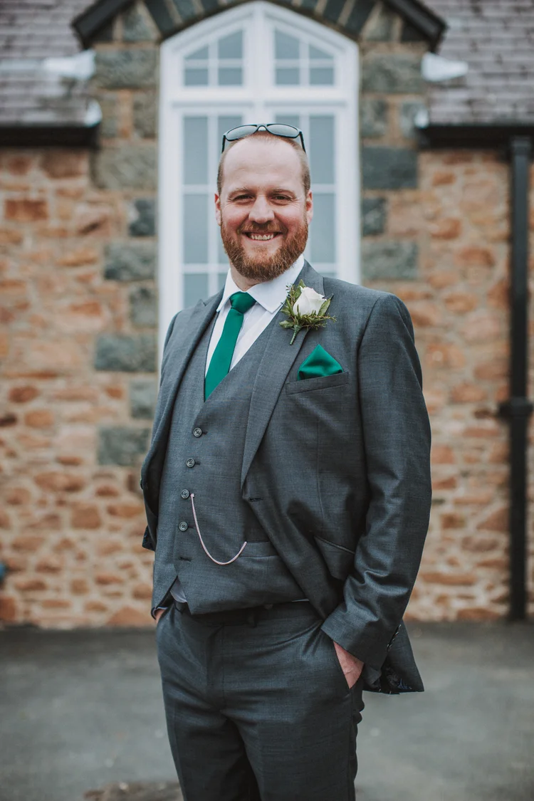 Sarah and Phil's wedding in St Peter Port, Guernsey — photo 32 of 103