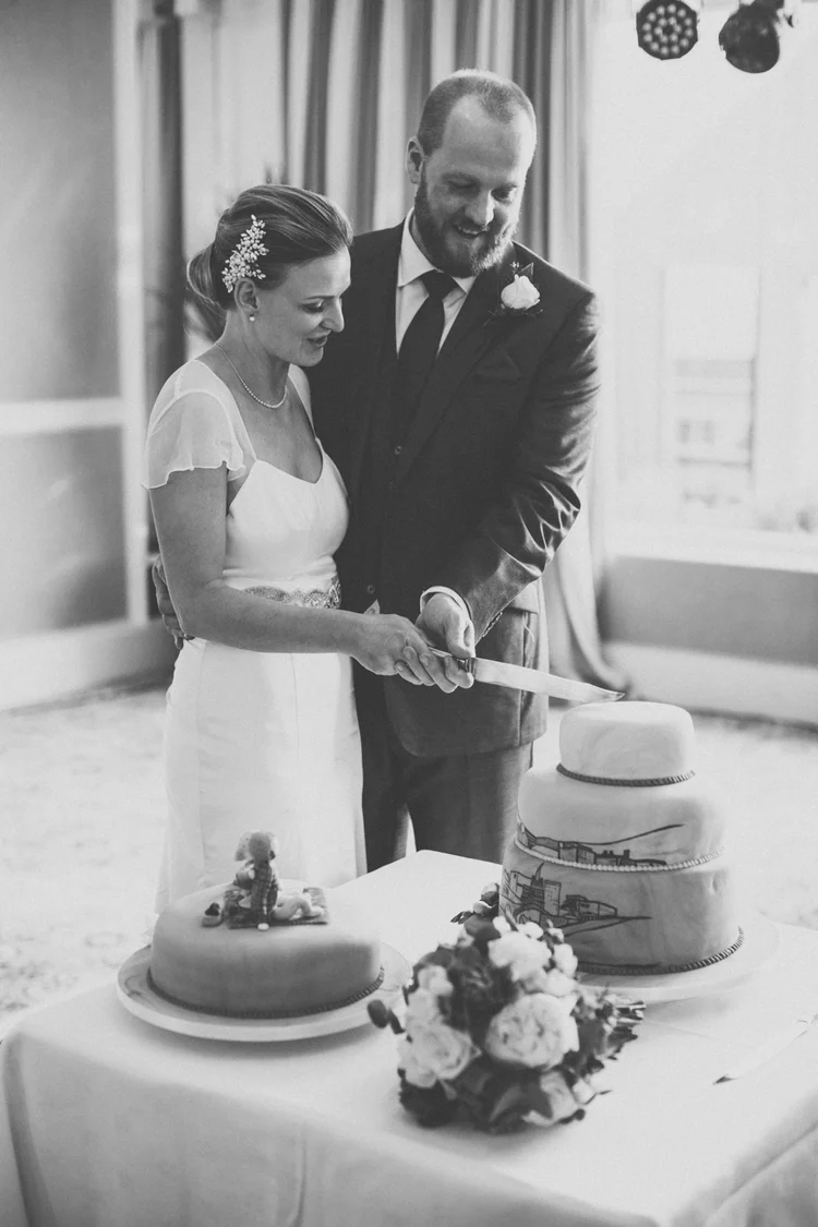 Sarah and Phil's wedding in St Peter Port, Guernsey — photo 96 of 103