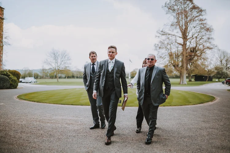 Alice and Phil's wedding at Dorton House, Aylesbury — photo 8 of 40