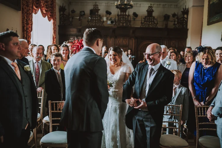 Alice and Phil's wedding at Dorton House, Aylesbury — photo 12 of 40