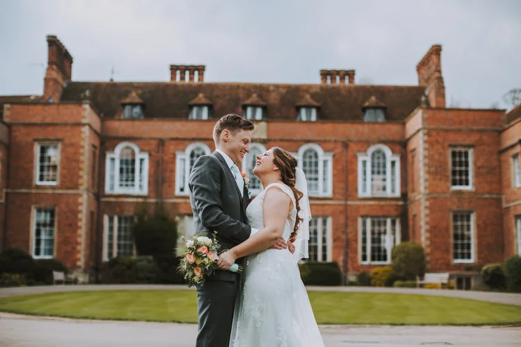 Alice and Phil's wedding at Dorton House, Aylesbury — photo 22 of 40