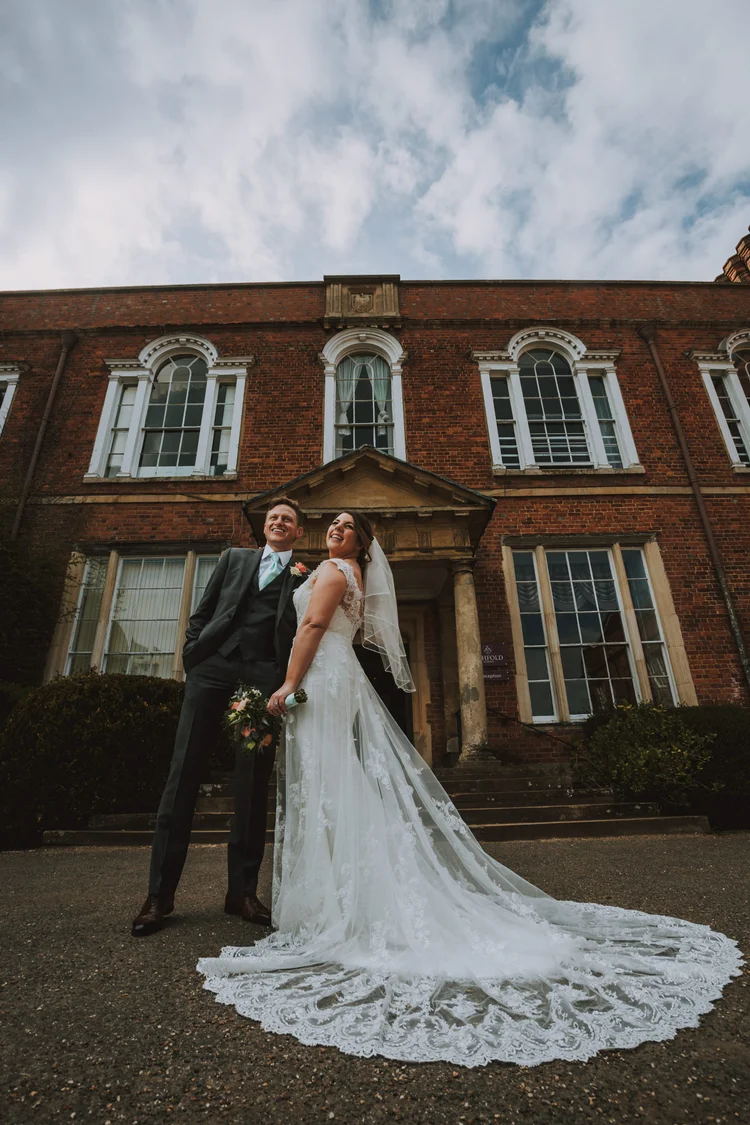 Alice and Phil's wedding at Dorton House, Aylesbury — photo 23 of 40