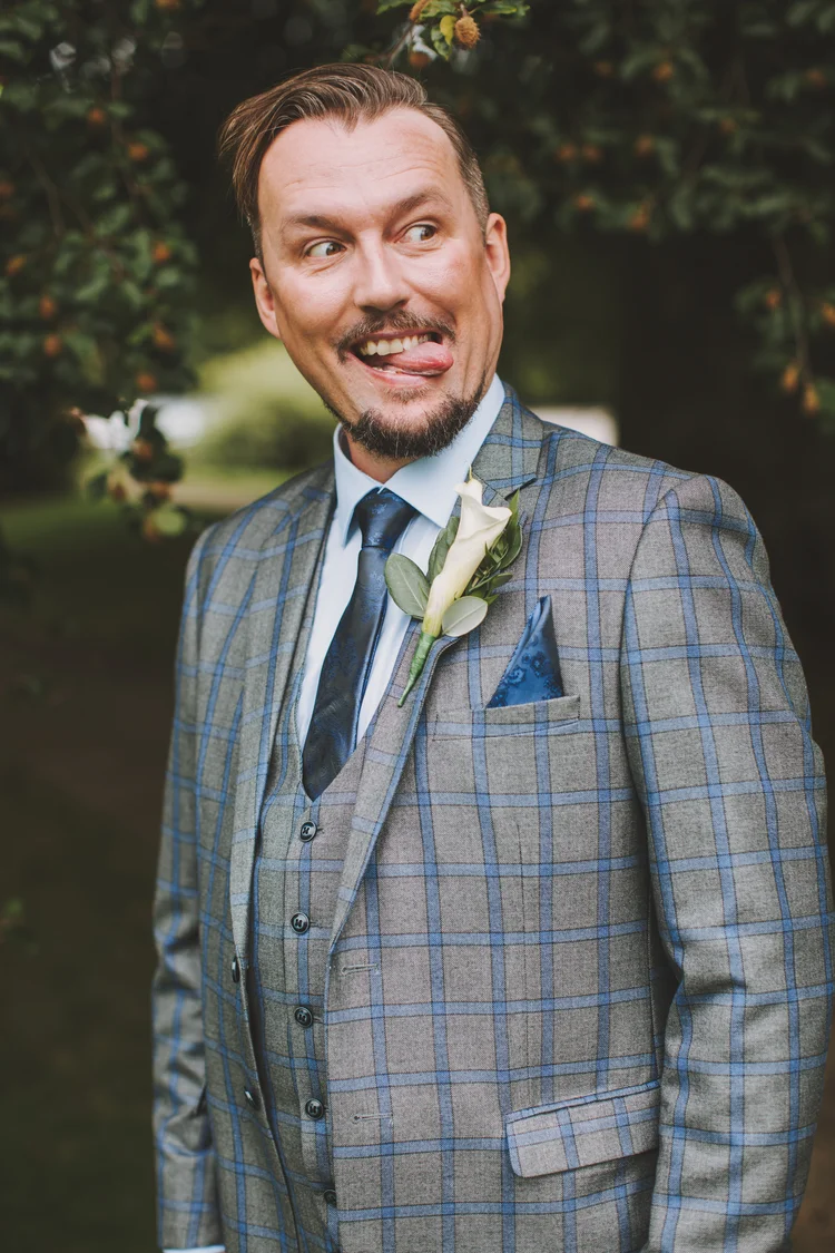 Natalie and Gary's outdoor wedding at Ringwood Hall, Chesterfield — photo 17 of 102