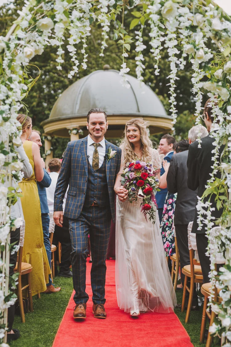 Natalie and Gary's outdoor wedding at Ringwood Hall, Chesterfield — photo 40 of 102