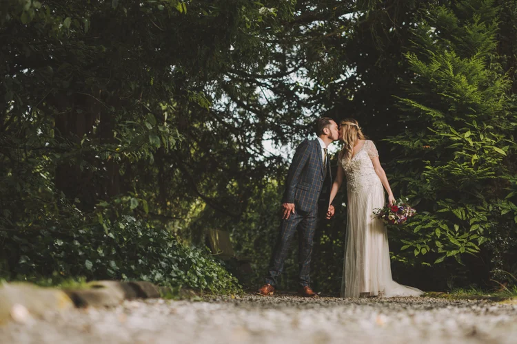 Natalie and Gary's outdoor wedding at Ringwood Hall, Chesterfield — photo 63 of 102