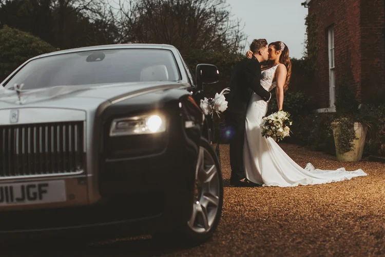 Beth and Fin's winter wedding at Bawtry Hall, Doncaster — photo 23 of 65