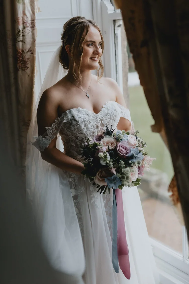 Hooton Pagnell Hall weddings, Doncaster: a photographer's guide — photo 29 of 56