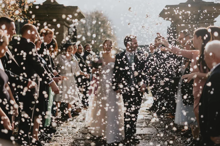 Hooton Pagnell Hall weddings, Doncaster: a photographer's guide — photo 34 of 56