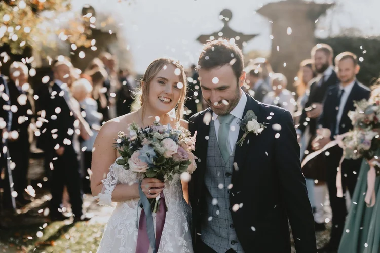 Hooton Pagnell Hall weddings, Doncaster: a photographer's guide — photo 35 of 56