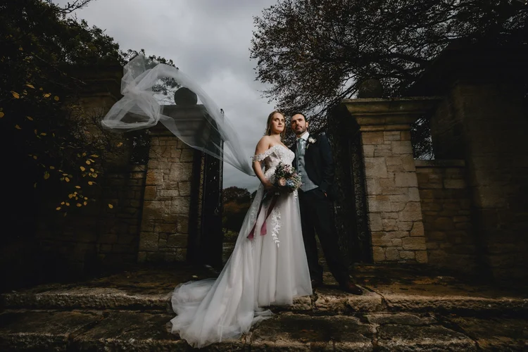 Hooton Pagnell Hall weddings, Doncaster: a photographer's guide — photo 36 of 56