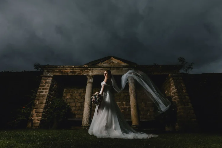 Hooton Pagnell Hall weddings, Doncaster: a photographer's guide — photo 40 of 56