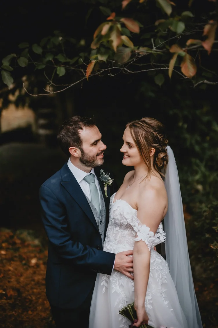 Hooton Pagnell Hall weddings, Doncaster: a photographer's guide — photo 42 of 56