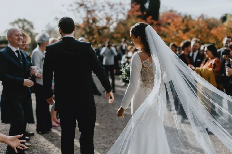 Melissa and James's autumn wedding at Hodsock Priory — photo 18 of 36